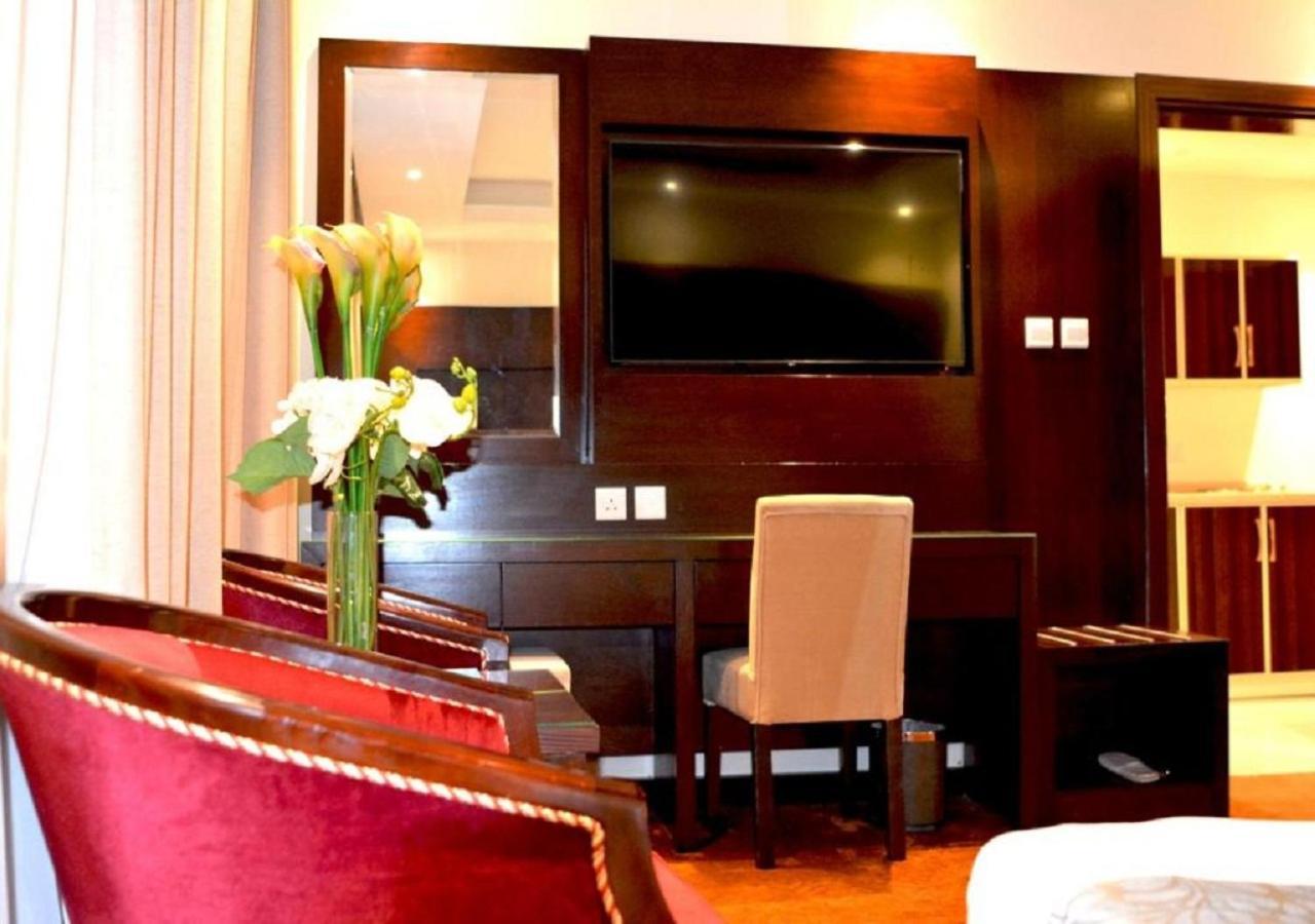 Arjan Suits Jeddah Bagian luar foto