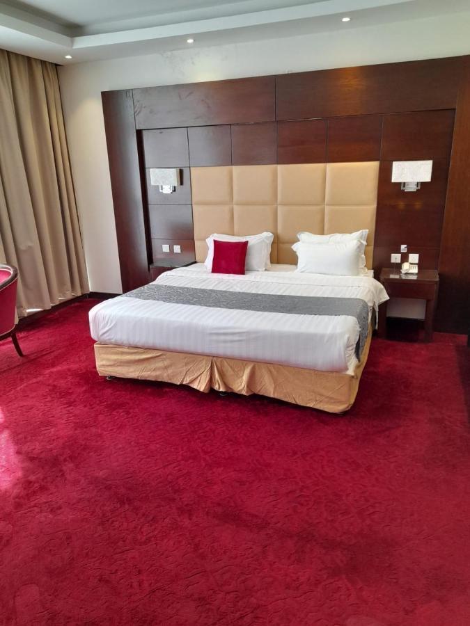 Arjan Suits Jeddah Bagian luar foto