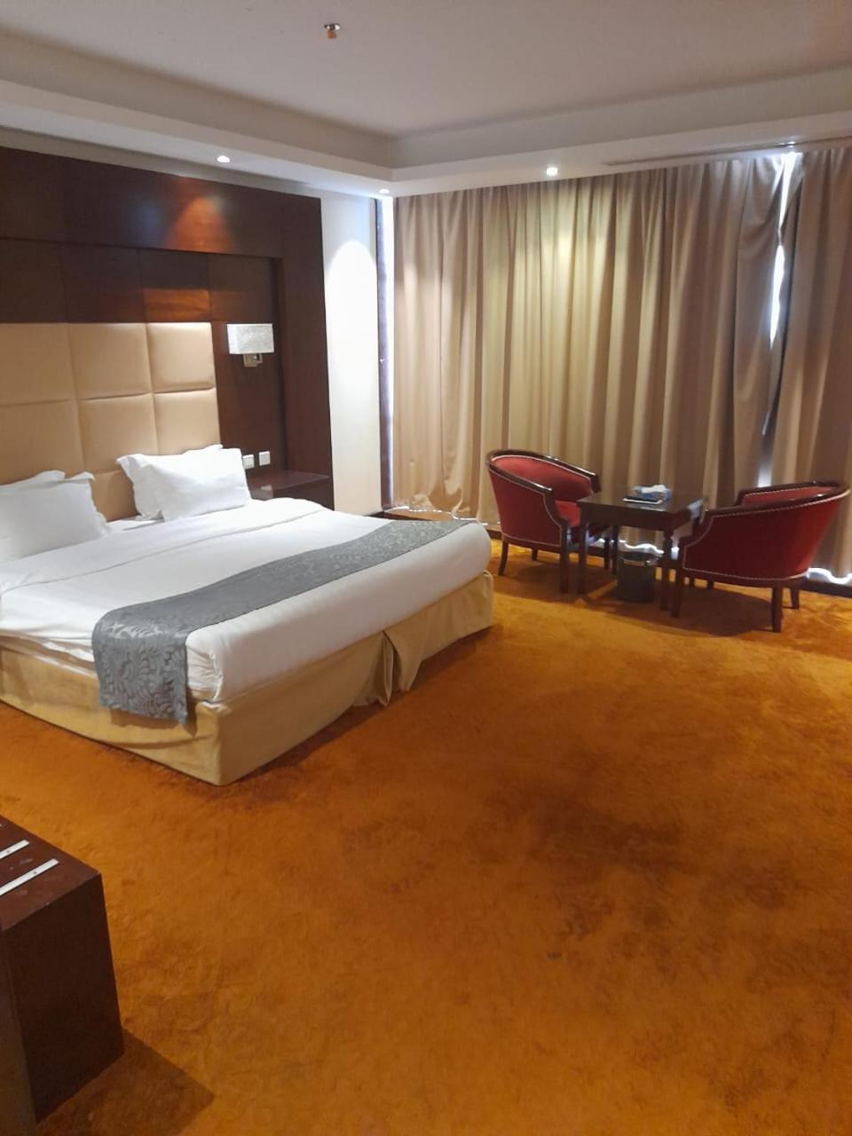 Arjan Suits Jeddah Bagian luar foto